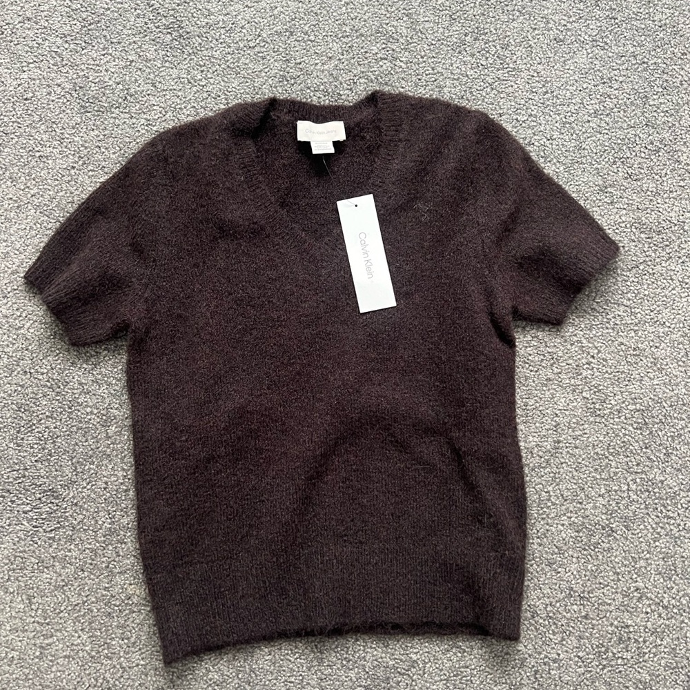 Calvin Klein Jeans Women’s V-Neck Sweater in Deep Brown